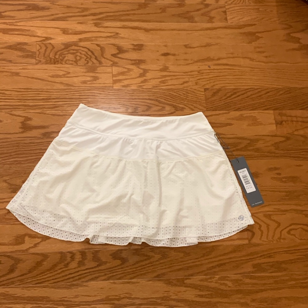 Uja workout skirt. NWT!!